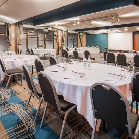 Mercure London Heathrow Airport Hillingdon Dış mekan fotoğraf