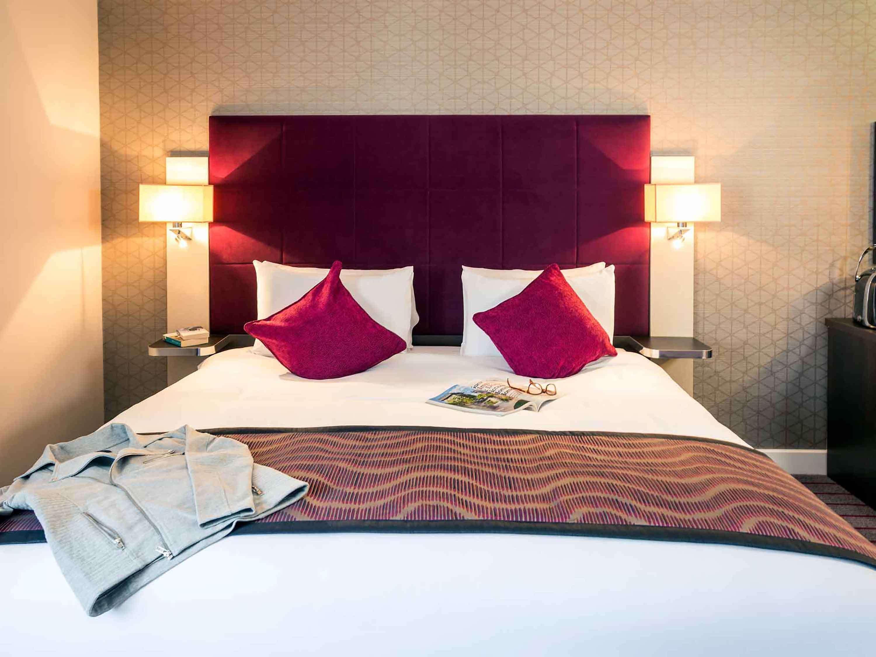 Mercure London Heathrow Airport Hillingdon Dış mekan fotoğraf