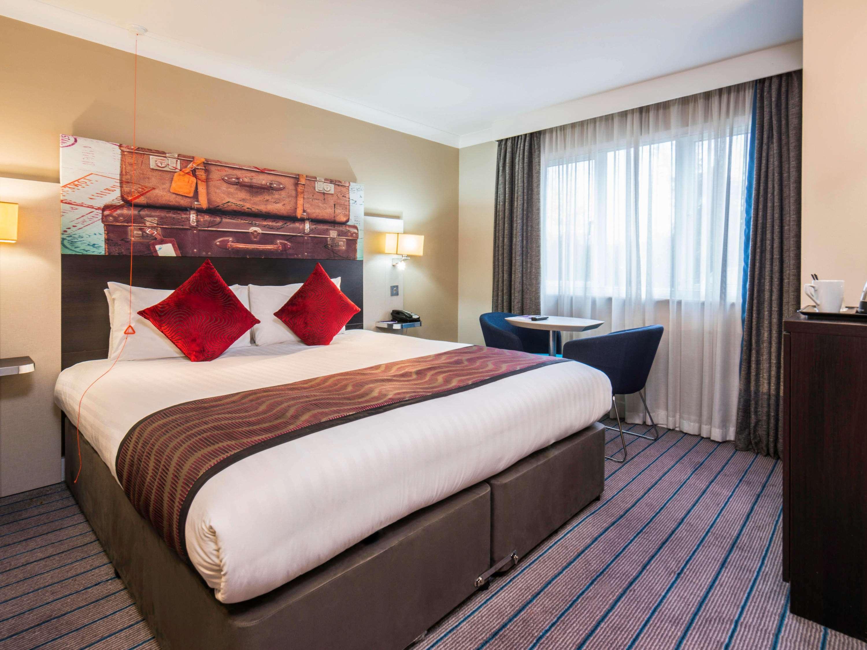 Mercure London Heathrow Airport Hillingdon Dış mekan fotoğraf