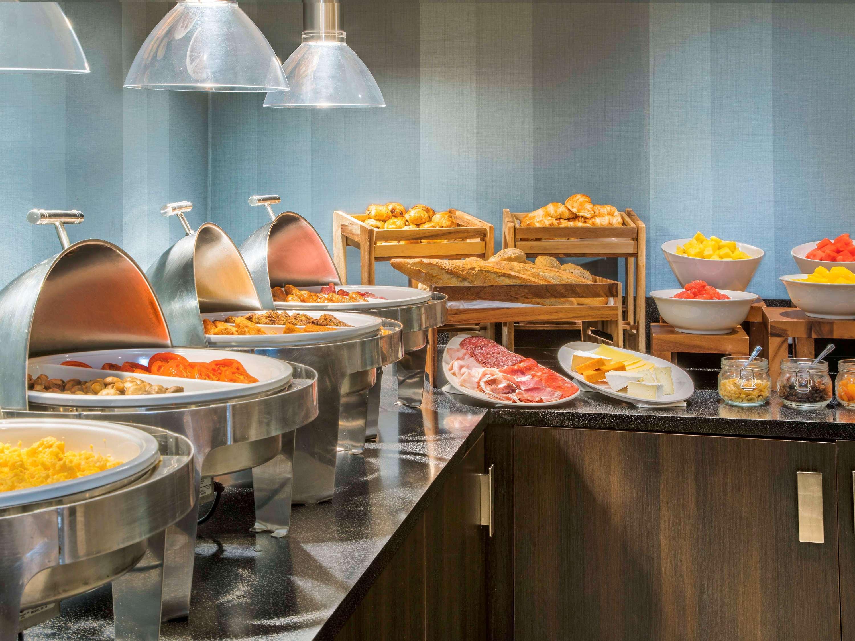 Mercure London Heathrow Airport Hillingdon Dış mekan fotoğraf