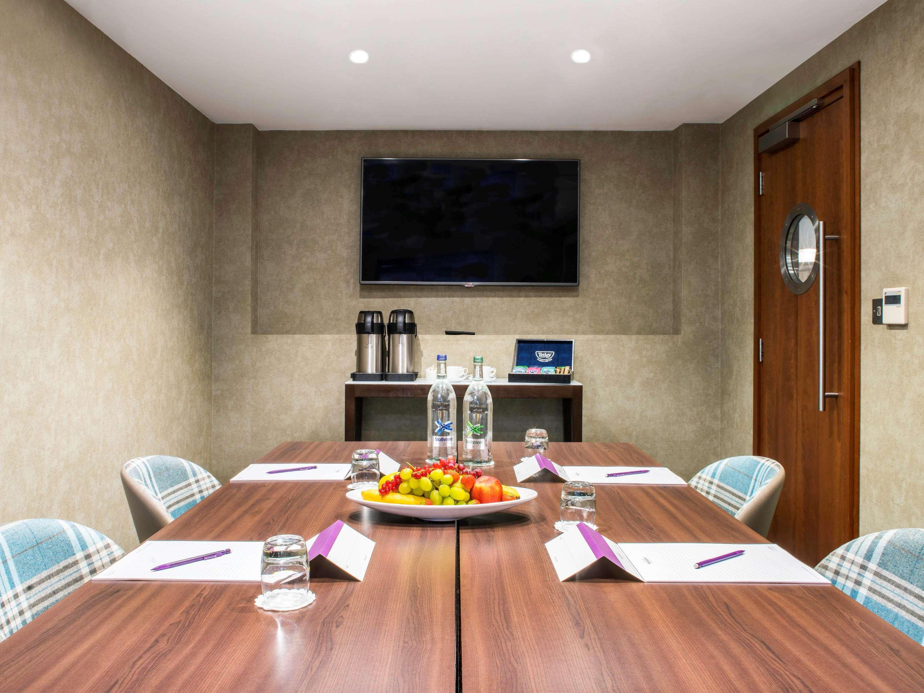 Mercure London Heathrow Airport Hillingdon Dış mekan fotoğraf