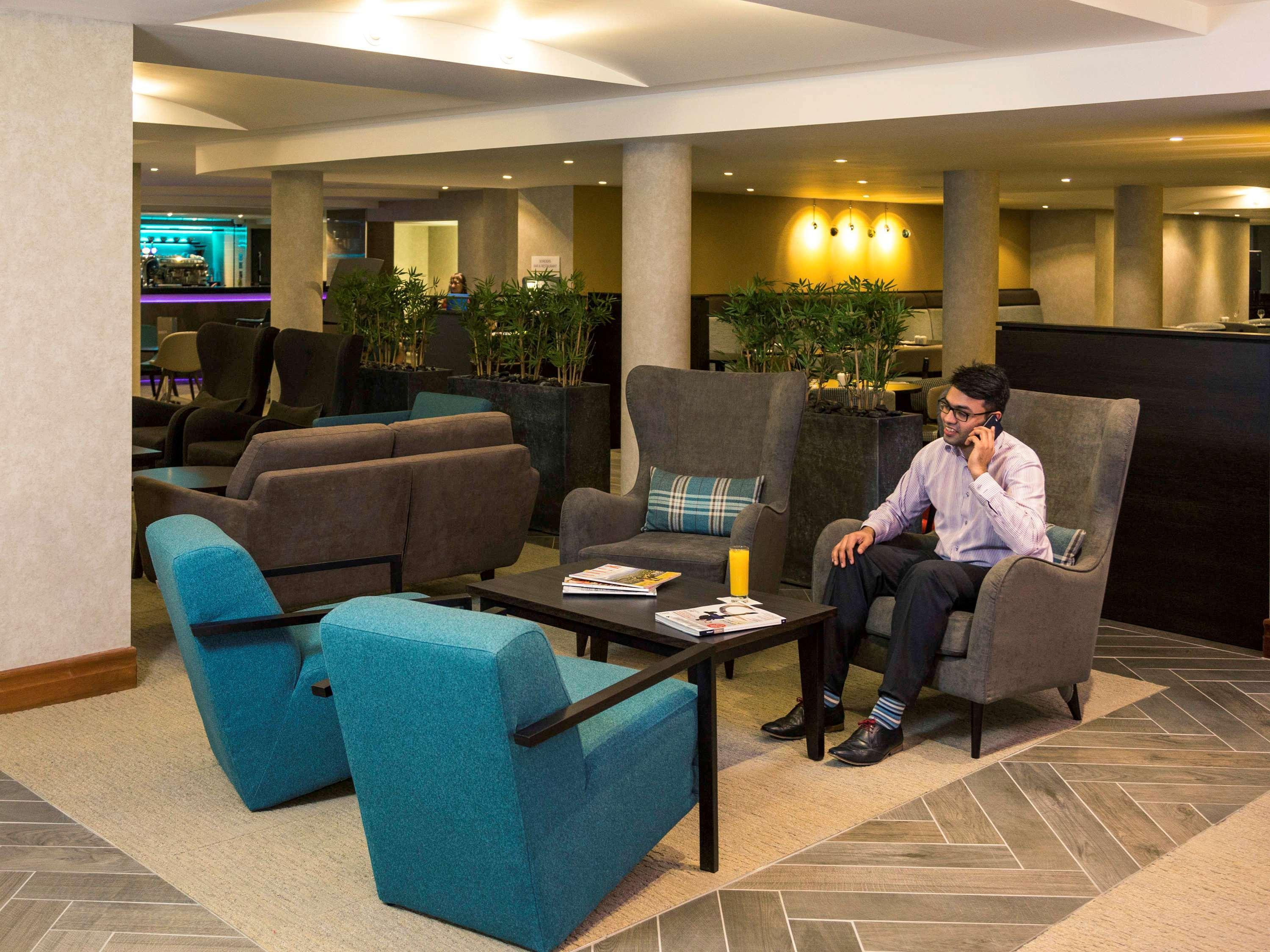 Mercure London Heathrow Airport Hillingdon Dış mekan fotoğraf