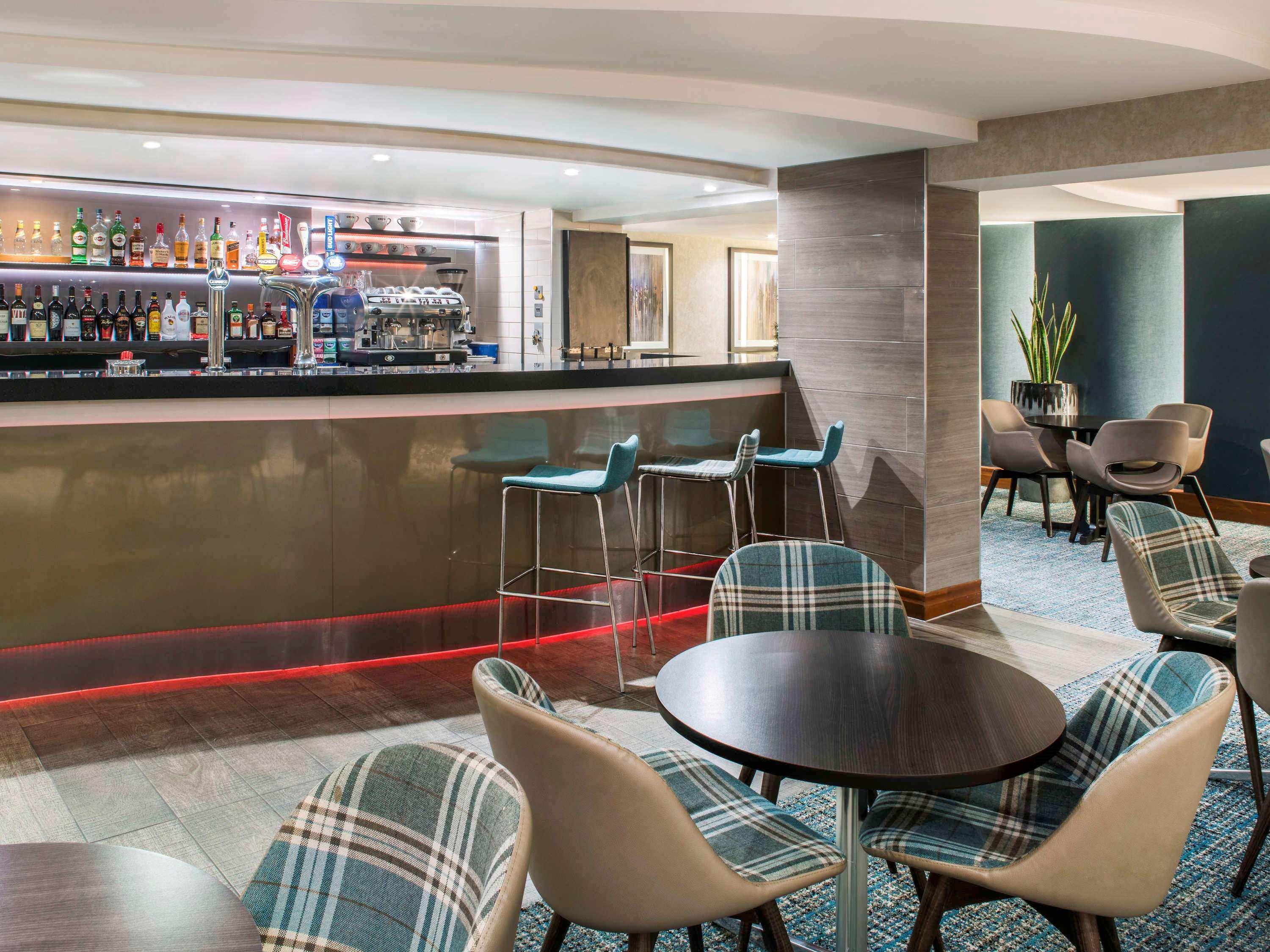 Mercure London Heathrow Airport Hillingdon Dış mekan fotoğraf