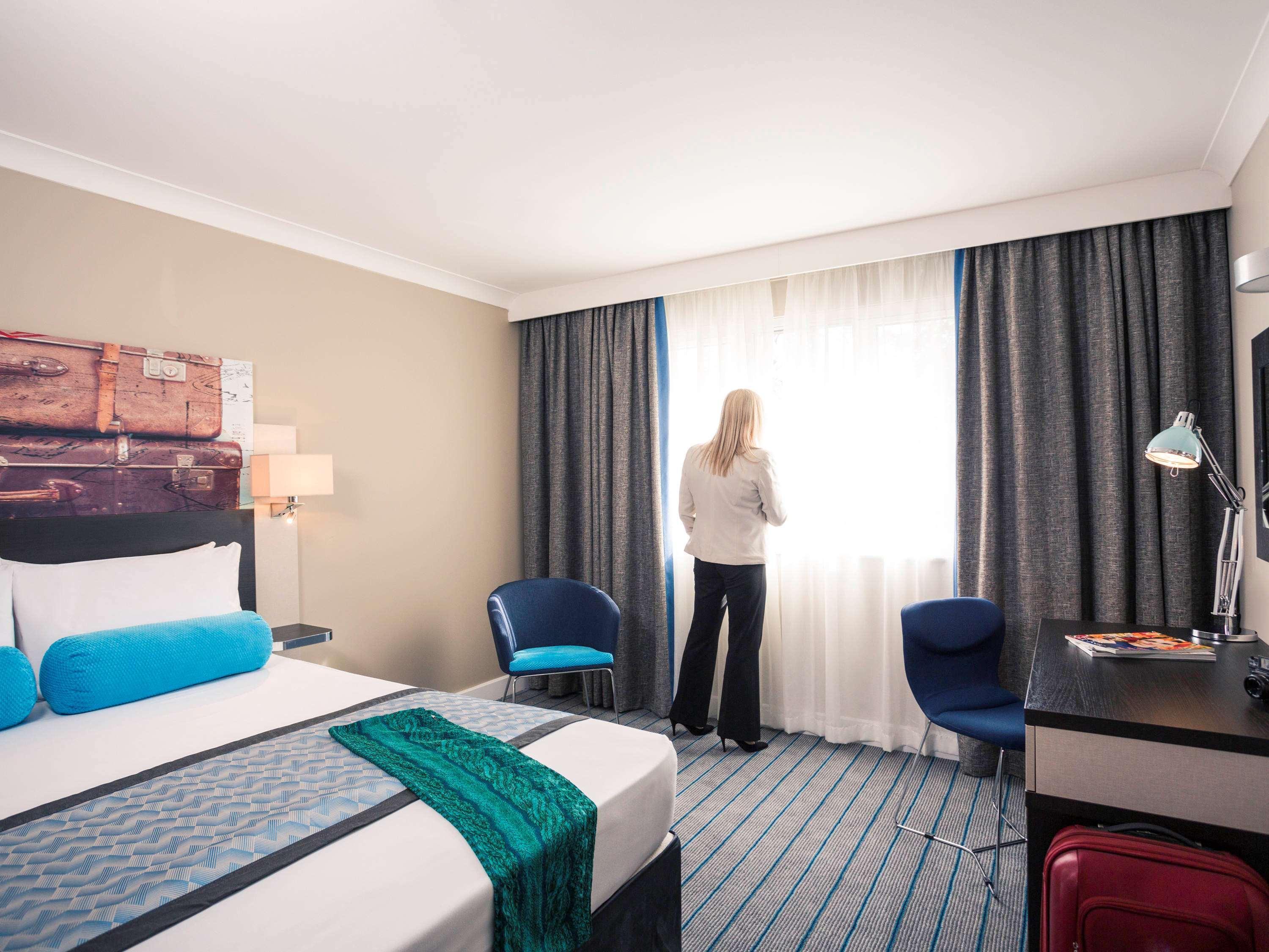 Mercure London Heathrow Airport Hillingdon Dış mekan fotoğraf