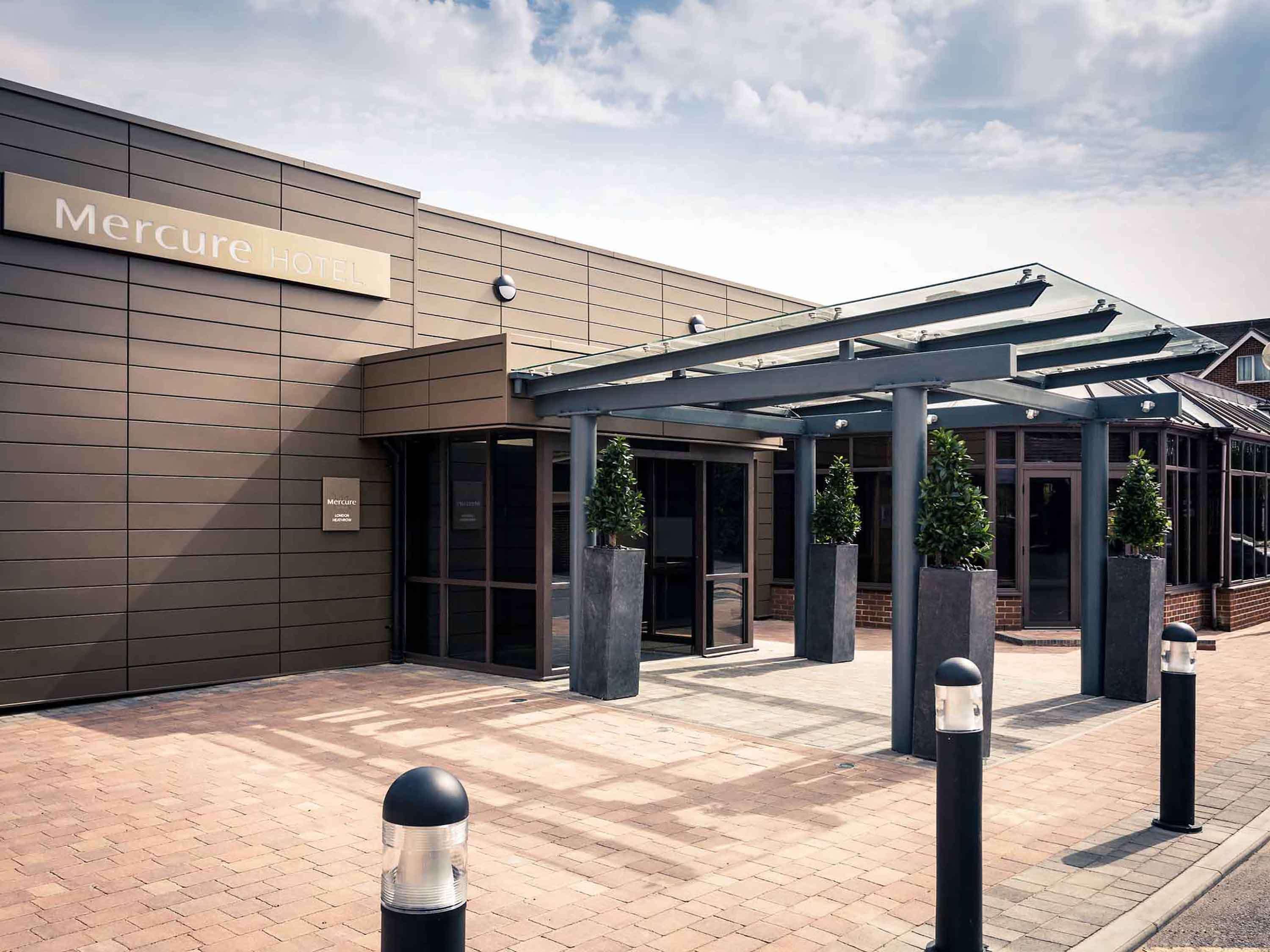 Mercure London Heathrow Airport Hillingdon Dış mekan fotoğraf